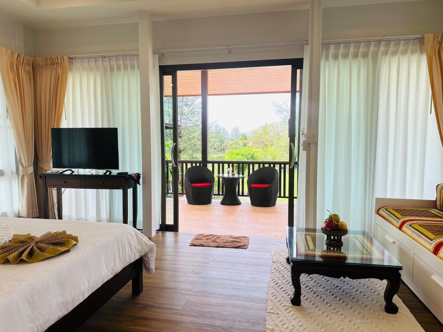 Thailife Wellness & Meditation Resort- Sha Plus Khao Lak Exterior foto
