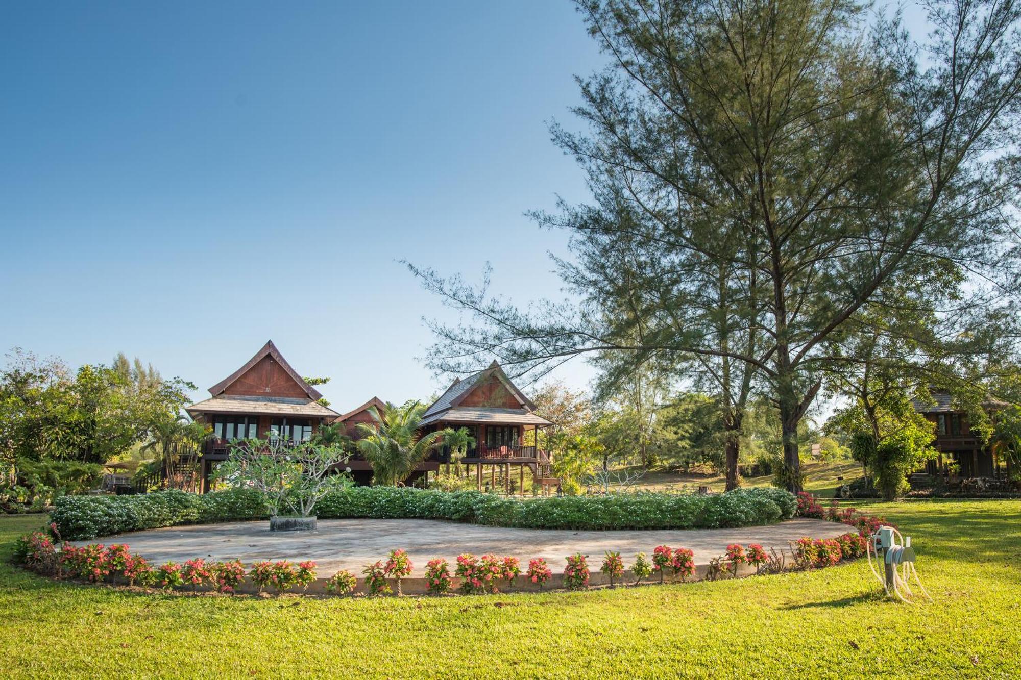 Thailife Wellness & Meditation Resort- Sha Plus Khao Lak Exterior foto